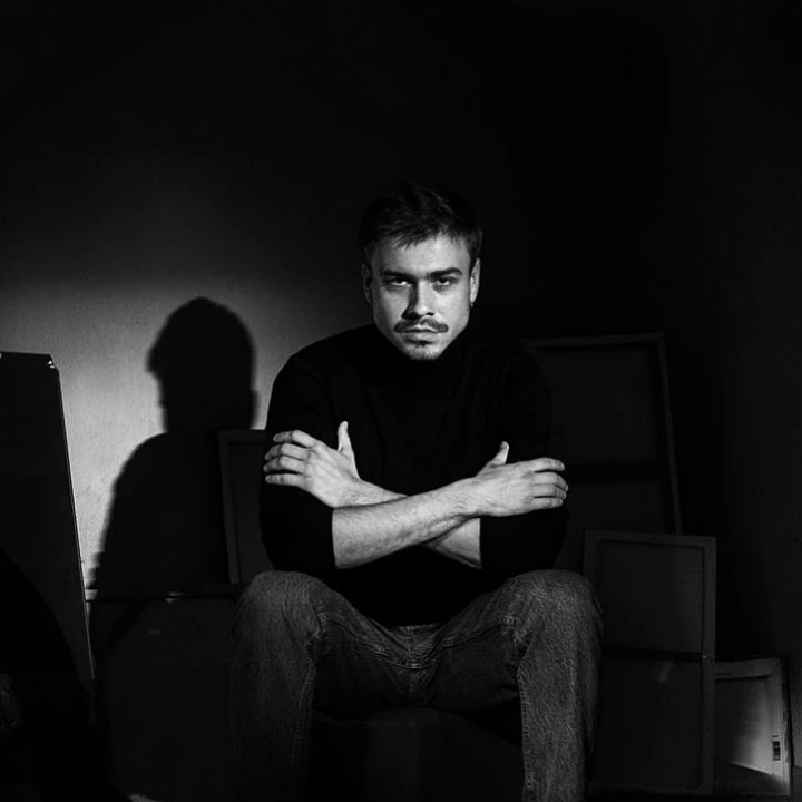 Влад Дунаев